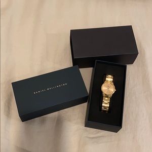 Daniel Wellington Iconic Link Unitone Gold Watch